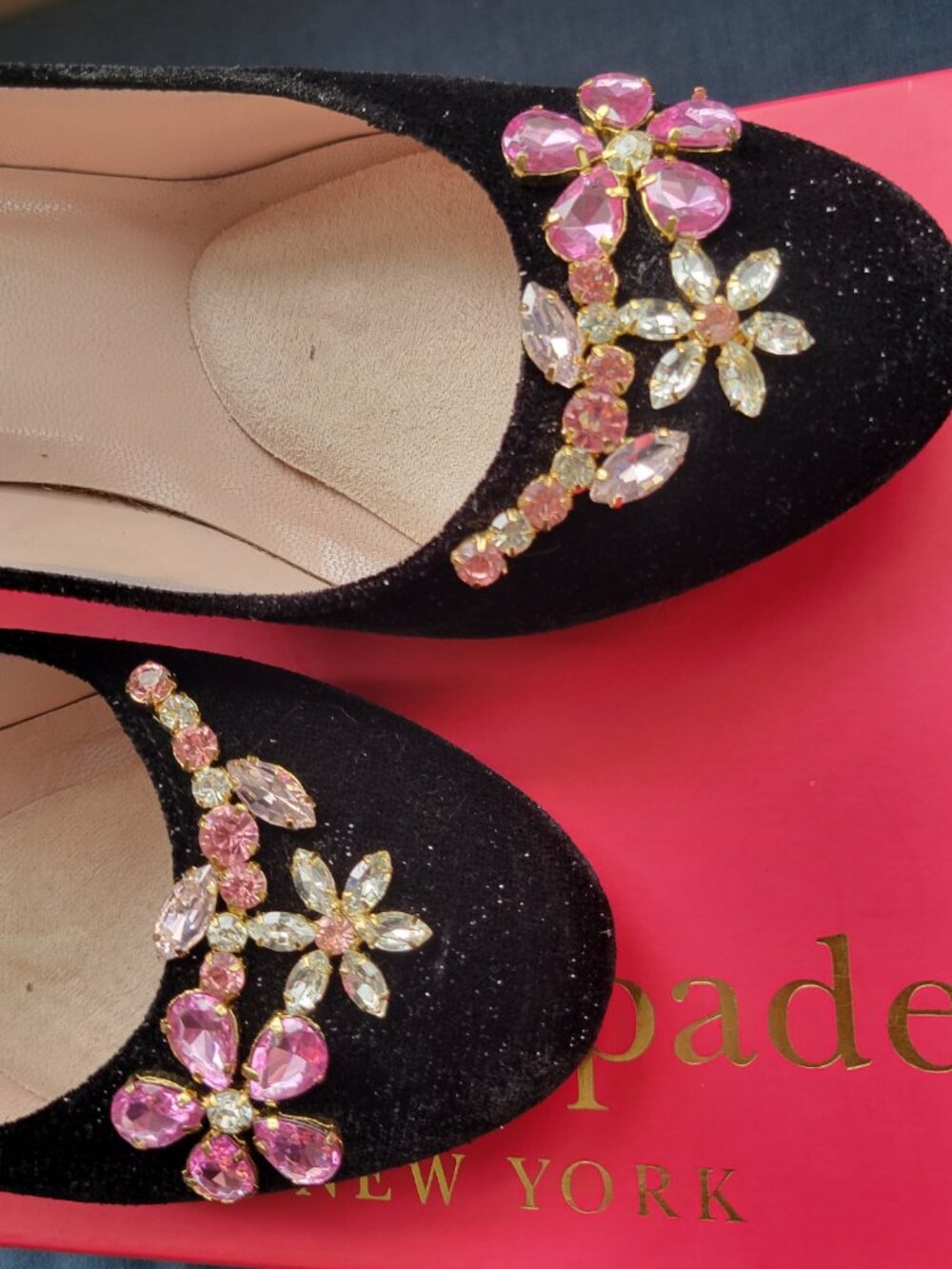 Kate Spade Ballina Black Star Velvet Pumps – Size 9M – Original Box - Picture 3 of 7